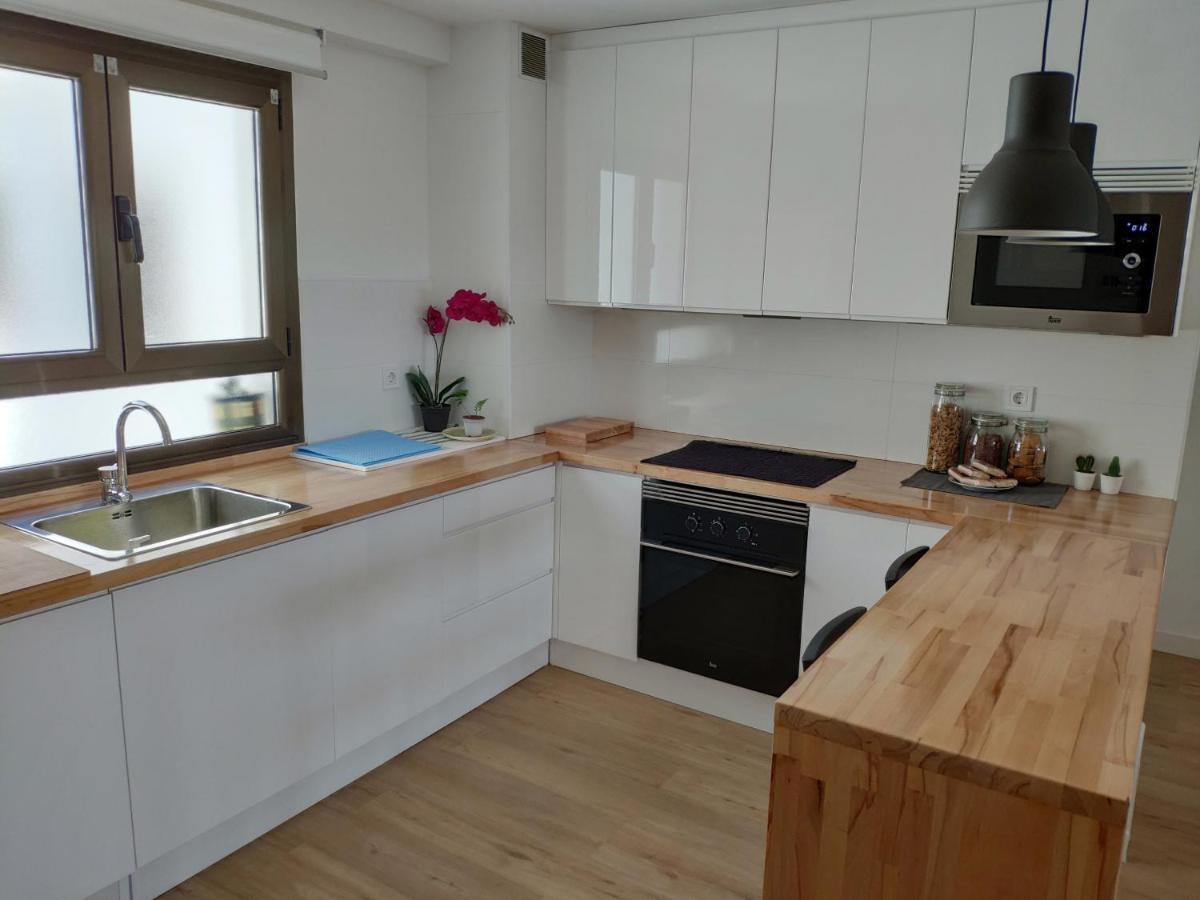 Apartamento Los Vega- Parking Privado Oviedo Buitenkant foto